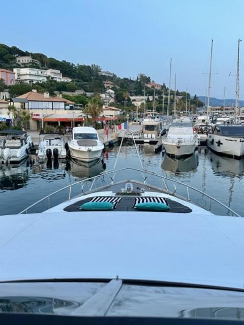 巴塞罗那 Motoryacht 21 Avec Equipage酒店 外观 照片